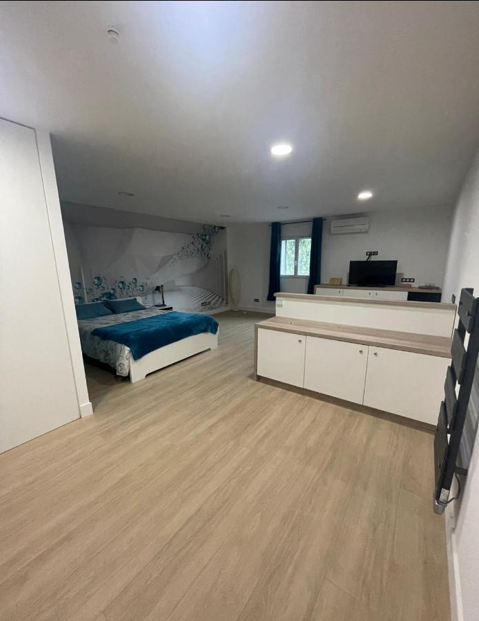 Chambre Atypique 多梅讷 外观 照片